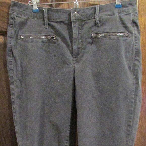 NYDJ Chinos - Picture 1 of 3